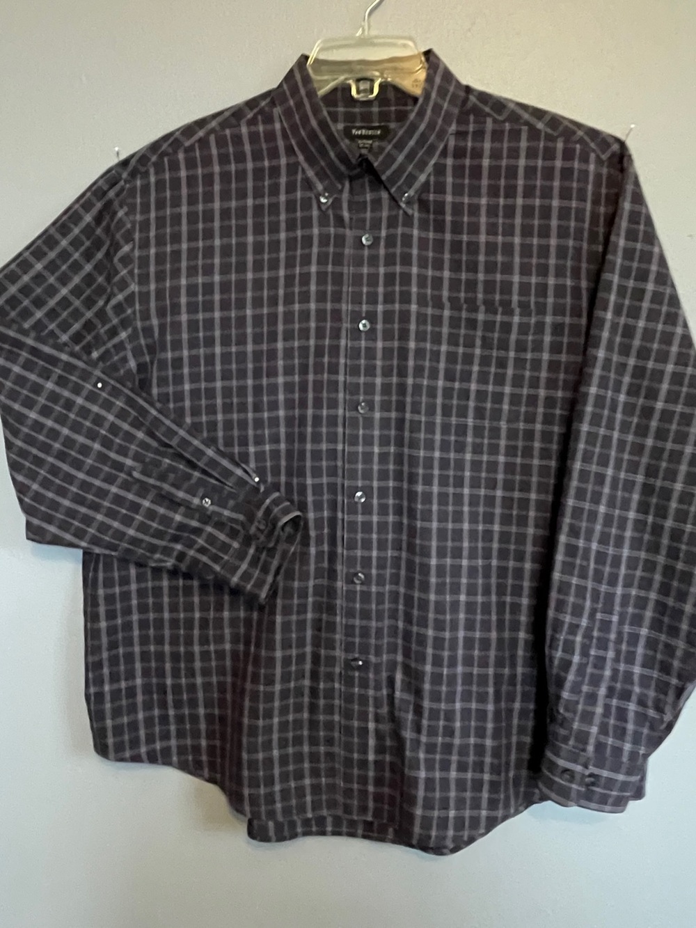 Van Heusen Men's Tattersall Plaid Button-Down Shirt size 17 1/2